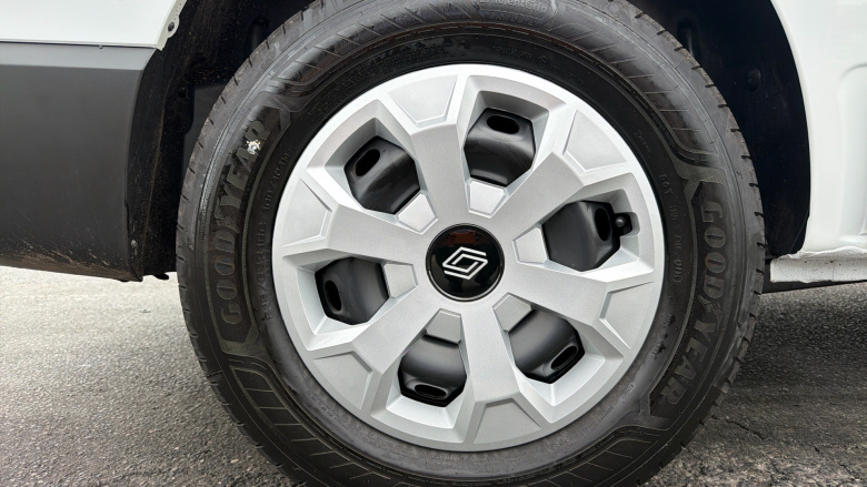 Renault Trafic Swb Diesel SL30 Blue dCi 130 Advance [Safety] Van